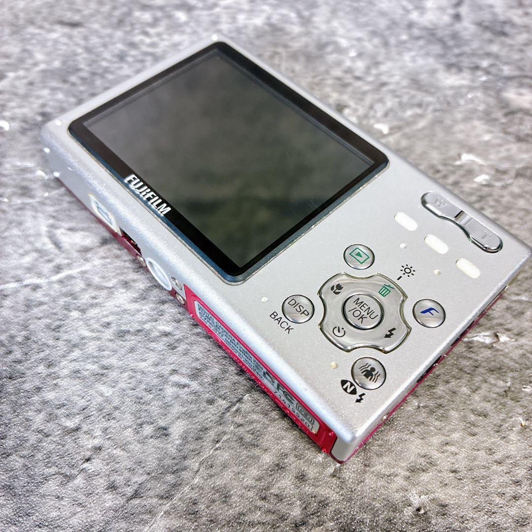 美品　FUJIFILM FINEPIX Z5 ピンク 6.3メガピクセル