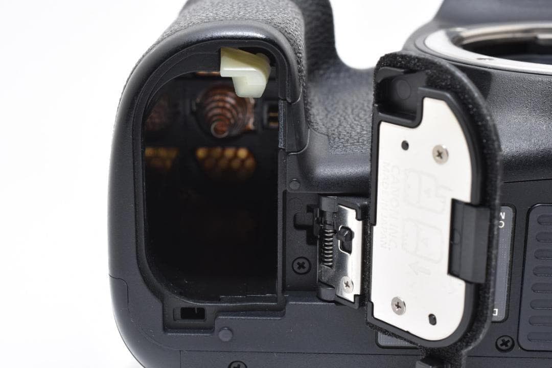 Canon EOS 7D Mark II 標準&望遠 ダブルズームキット