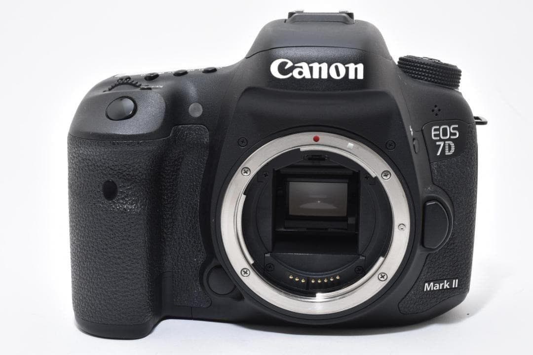 Canon EOS 7D Mark II 標準&望遠 ダブルズームキット
