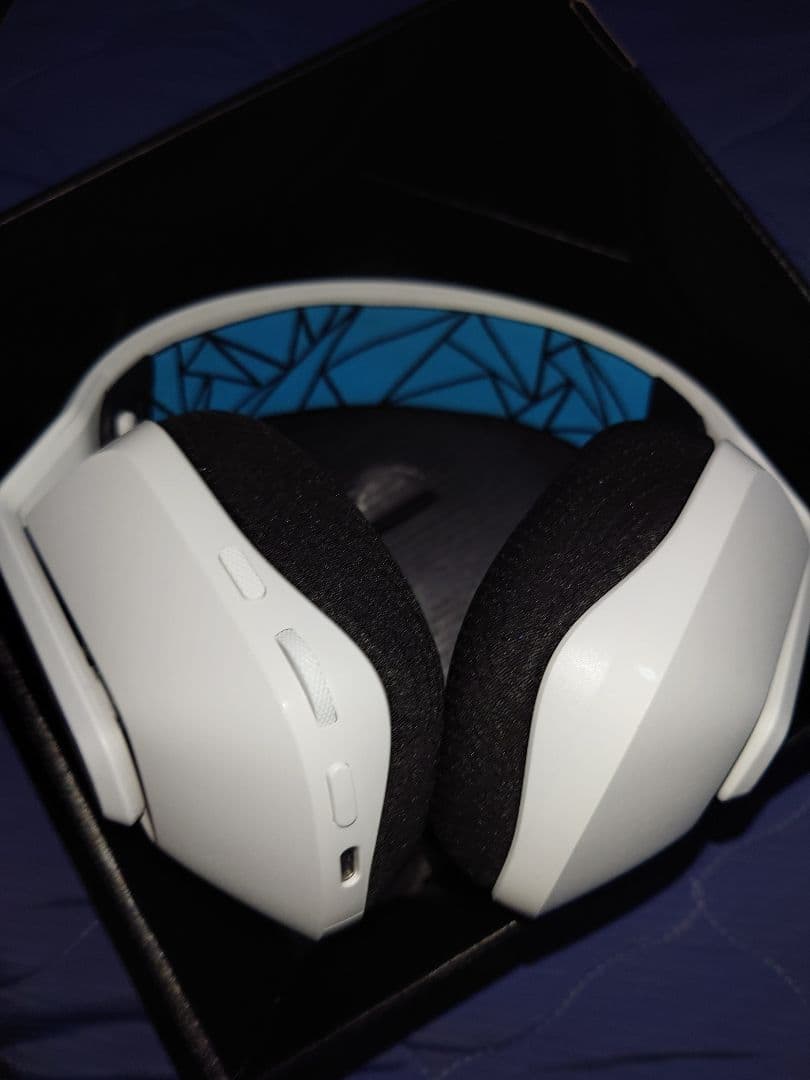 logicool G733 K/DA LoL ワイヤレスヘッドセット