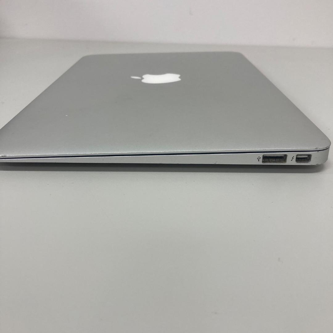 MacBook Air 11 2014 i5 4G 128G 初期化済み/箱あり