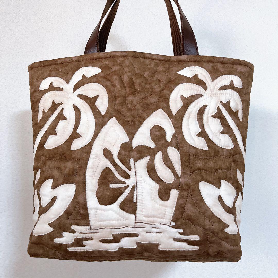 ハワイアンキルトバッグ、えみこちゃん様ページ、ブラウンバスとサーフボード