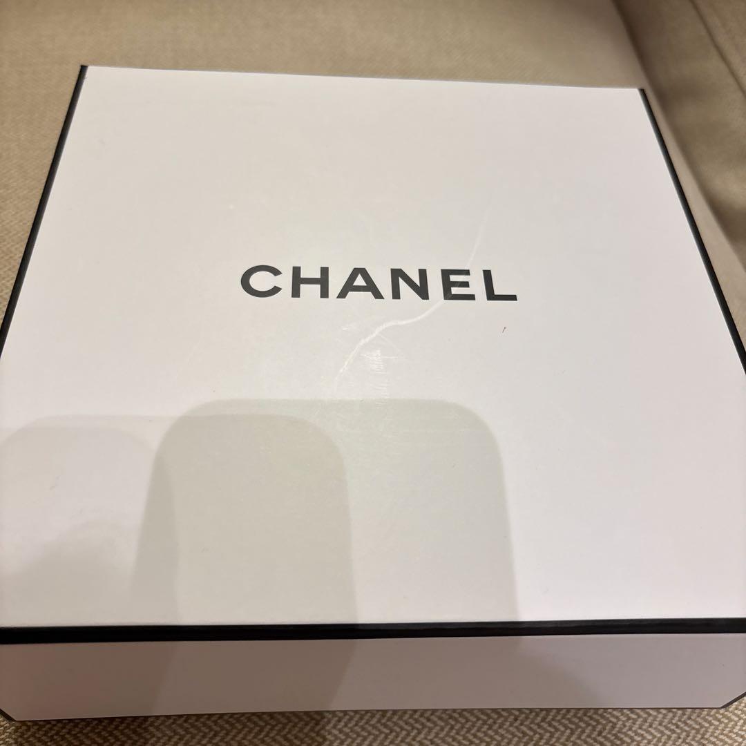 未開封シャネルチャンスオータンドゥルボディクリームNE150gギフトボックス付き