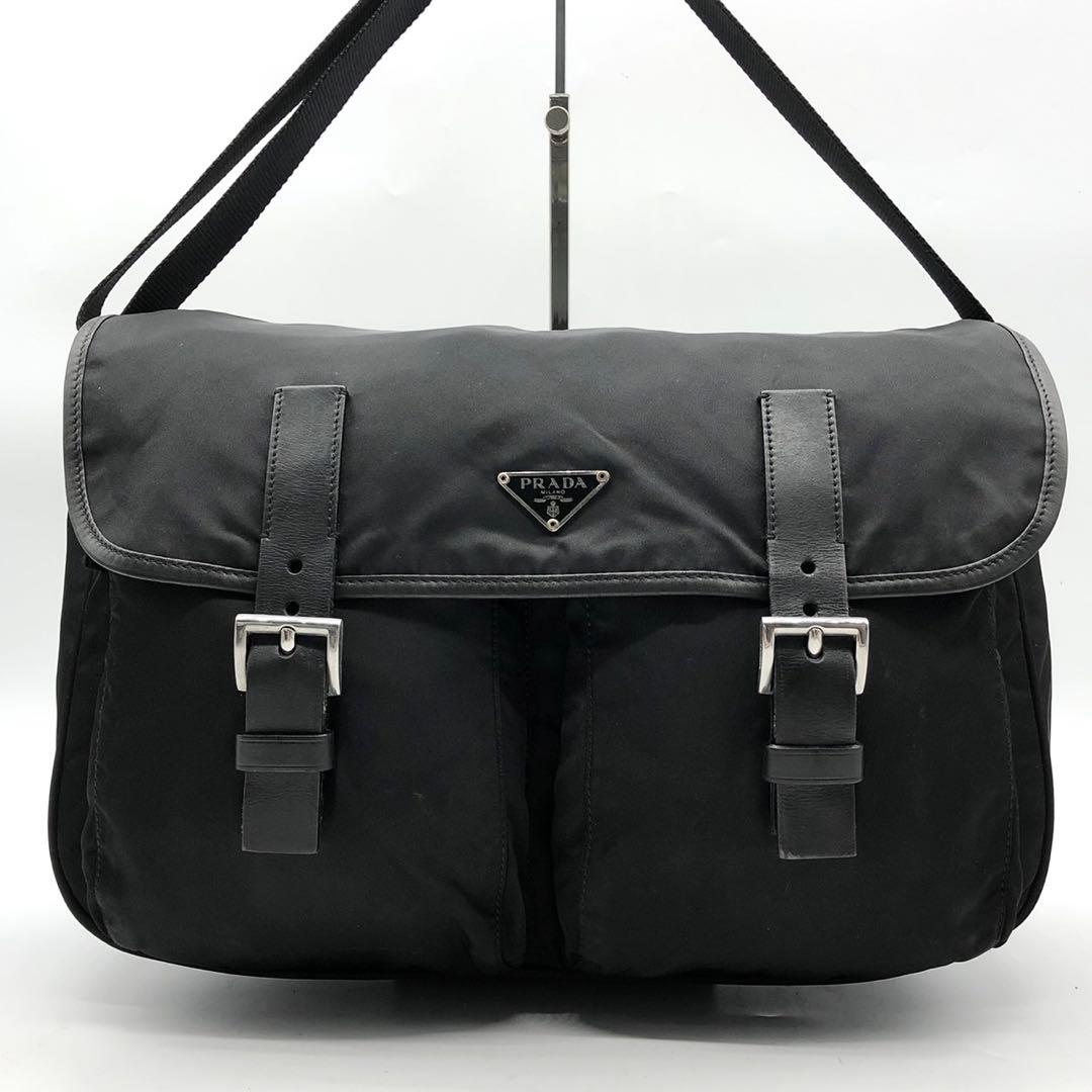 プラダ ショルダーバッグ メッセンジャー 三角ロゴ A4可能 ナイロン レザー