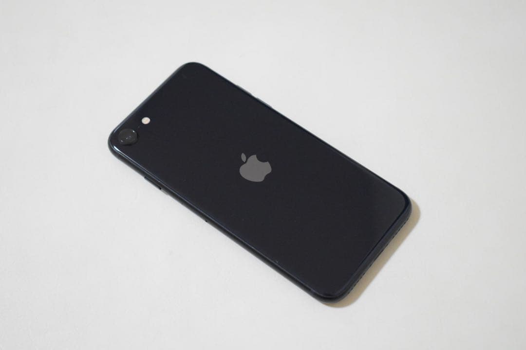 当日発送 新品 iPhone SE 3 ミッドナイト 64gb SIMフリー