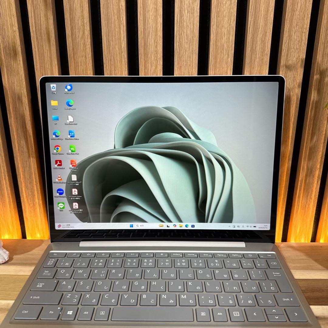 極美品‼️Surface Laptop Go☘プラチナ☘人気ノートパソコン