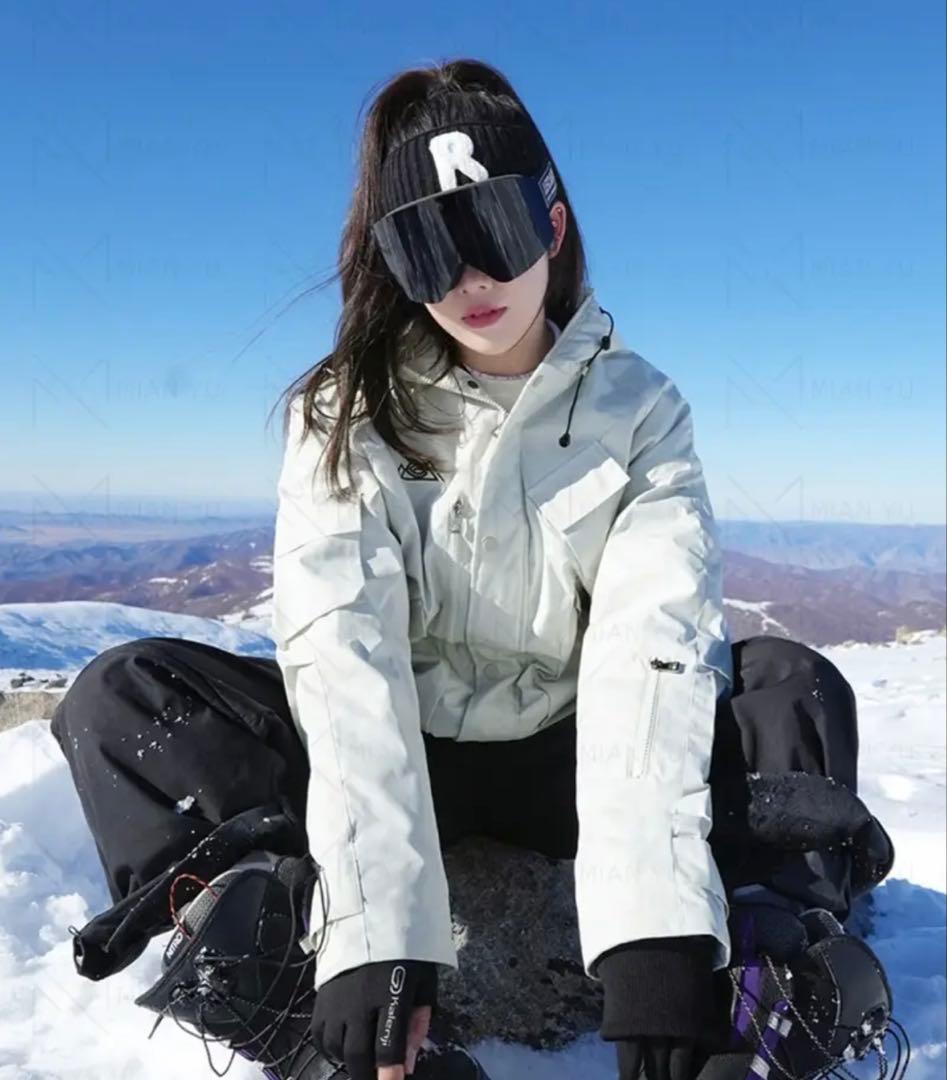 新品) スノーボードウェア　スキーウェアセット　レディース　Lサイズ