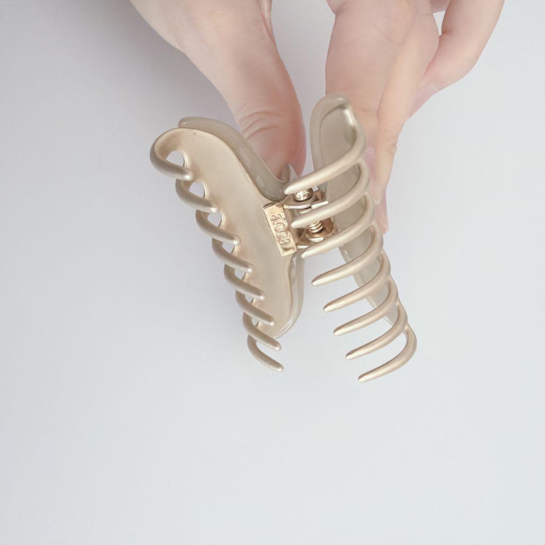 【新品】 acca ニューコラーナ　クリップ　M ベージュ