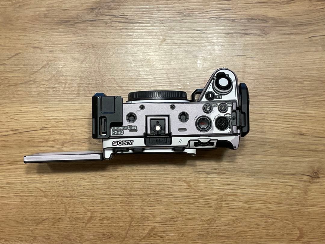 SONY FX30 TILTAハーフケージ・スキンシール付