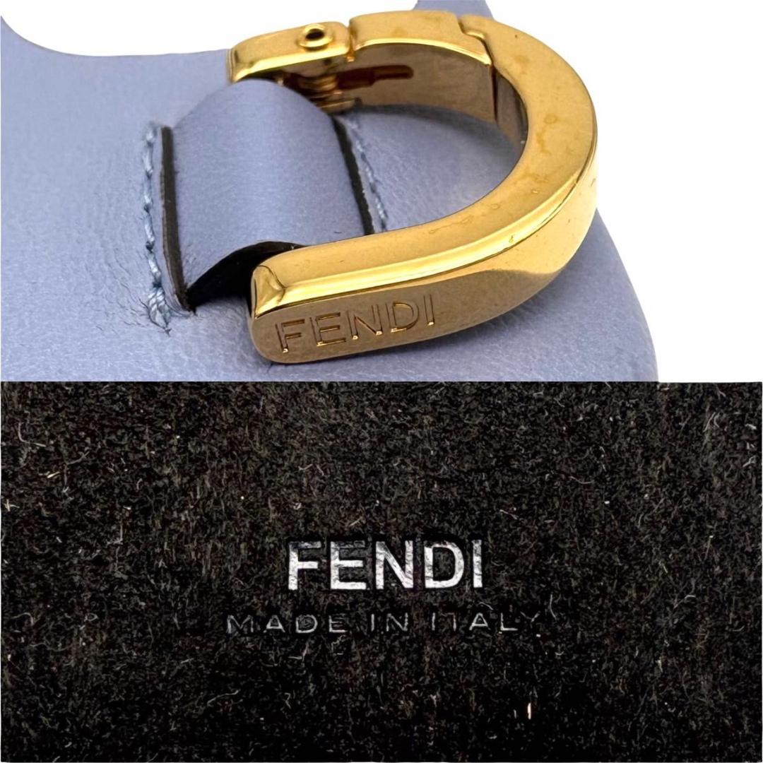 FENDI フェンディ iPhoneケース レザー　リング　カードスロット付き