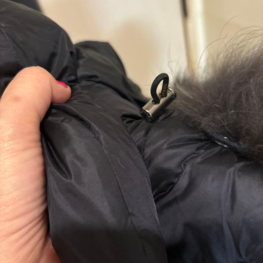 タトラス　ファー付きフード ダウンジャケット　サイズ04 黒　XL 大きいサイズ
