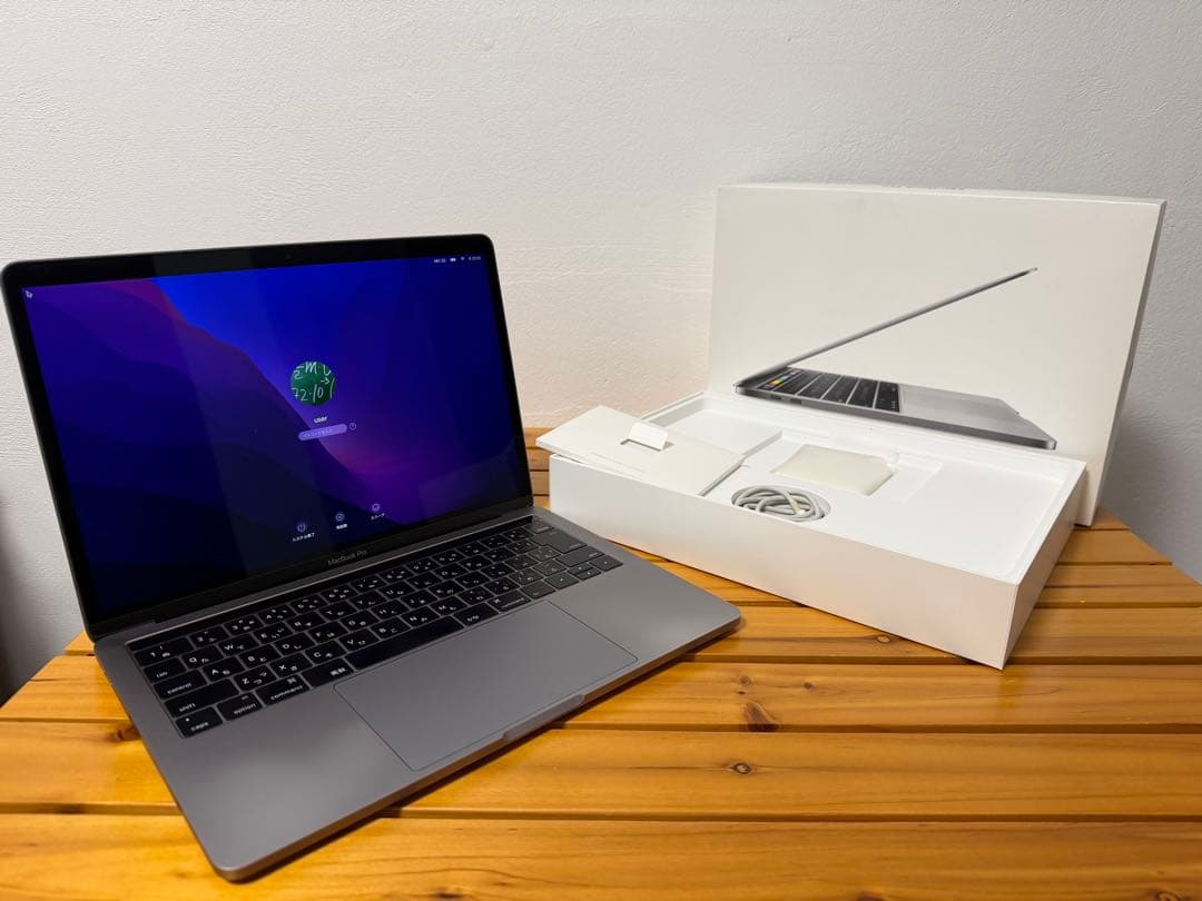 MacBook Pro 2016 13インチTouch Bar +ID ＊86