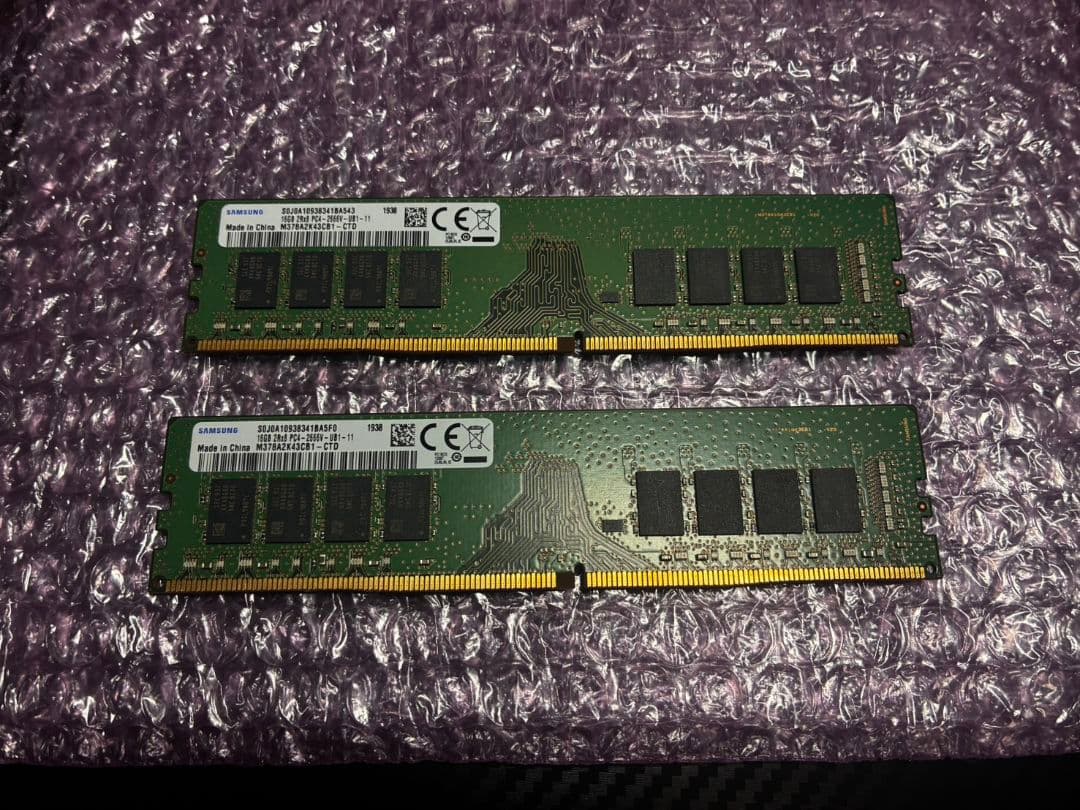 Samsung 32GB DDR4 2666MHz メモリ