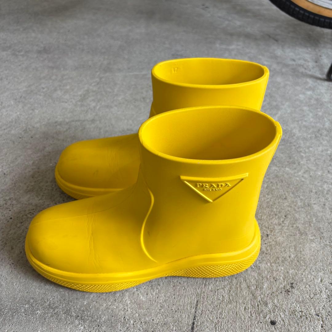 PRADA イエロー レインブーツ