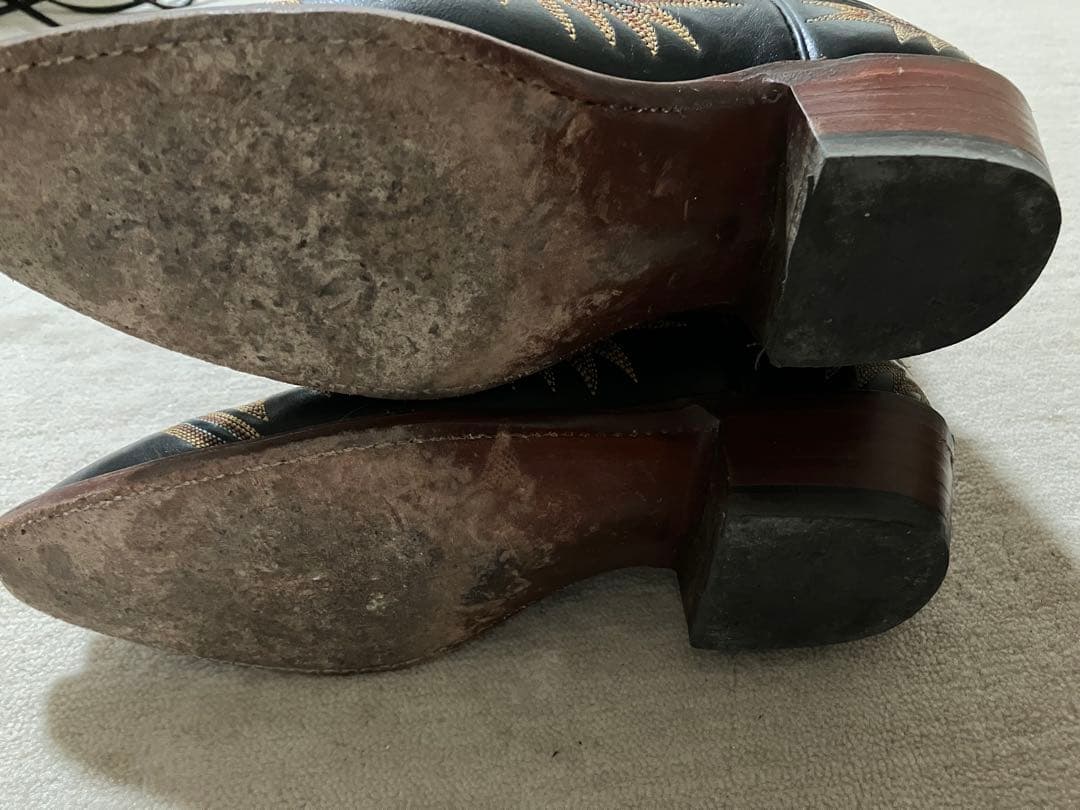 刺繍入り黒ウエスタンブーツ