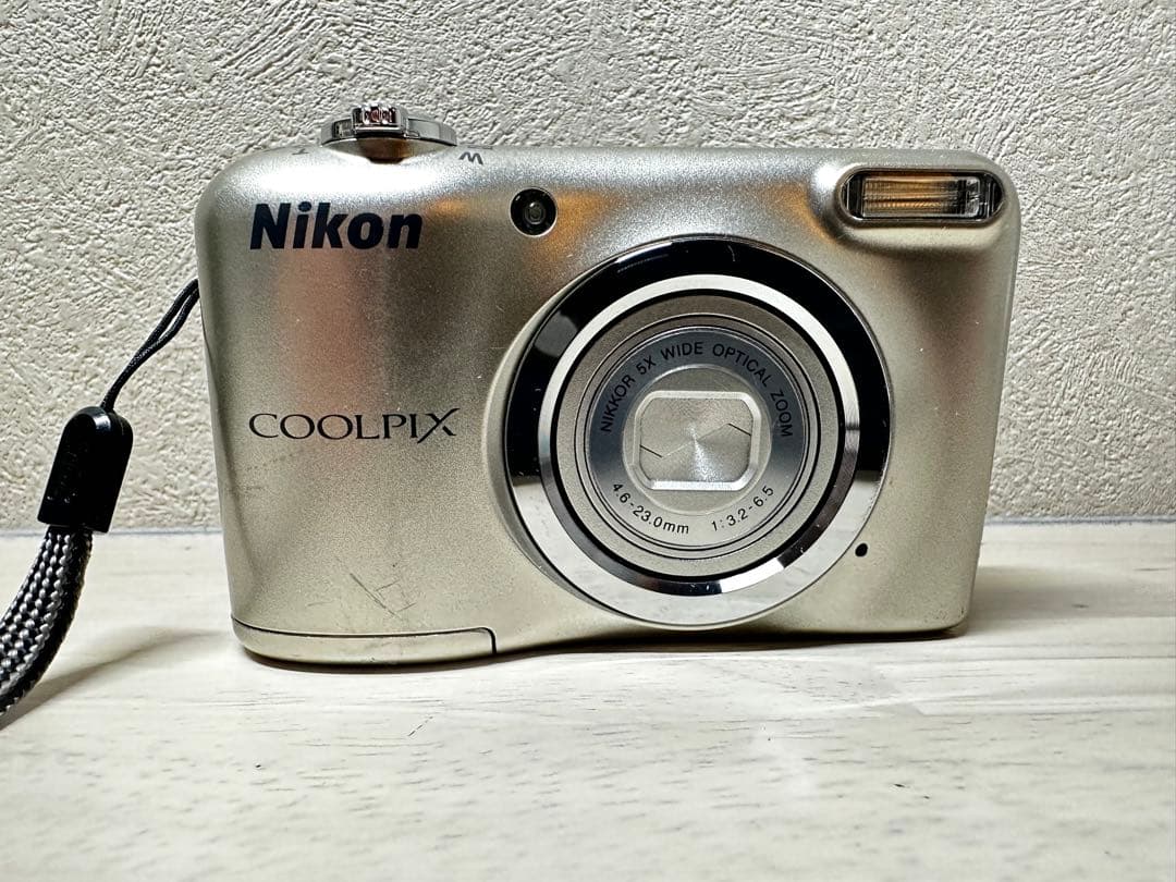 【完動品】Nikon COOLPIX A10 乾電池 コンパクトデジタルカメラ