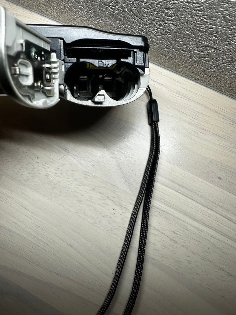 【完動品】Nikon COOLPIX A10 乾電池 コンパクトデジタルカメラ