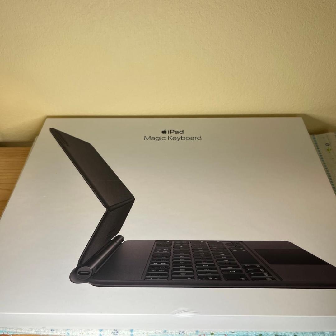 Magic Keyboard 純正　11インチ　ブラック