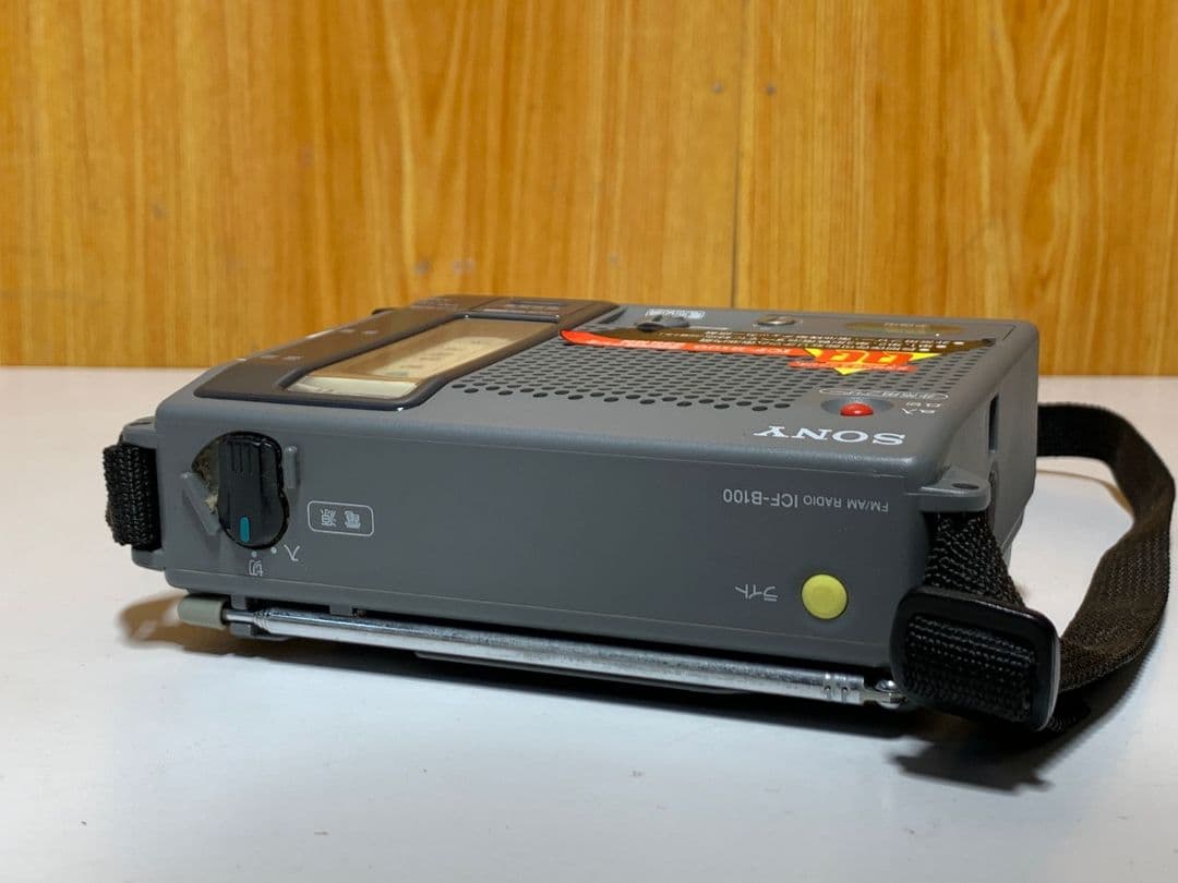 SONY ICF-B100 FM/AM ラジオ グレー 状態の良い商品
