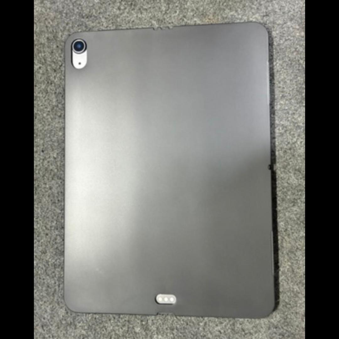 iPad Air (第4世代) スペースグレー ケース付き