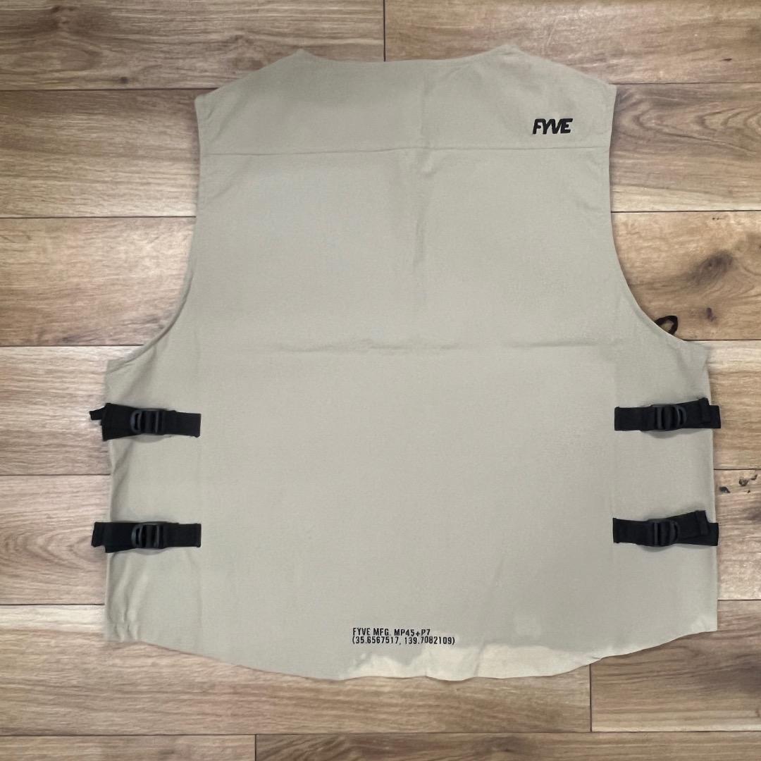 fyve スノーボードウェア ［日本限定］未使用 上下セット L オリーブ