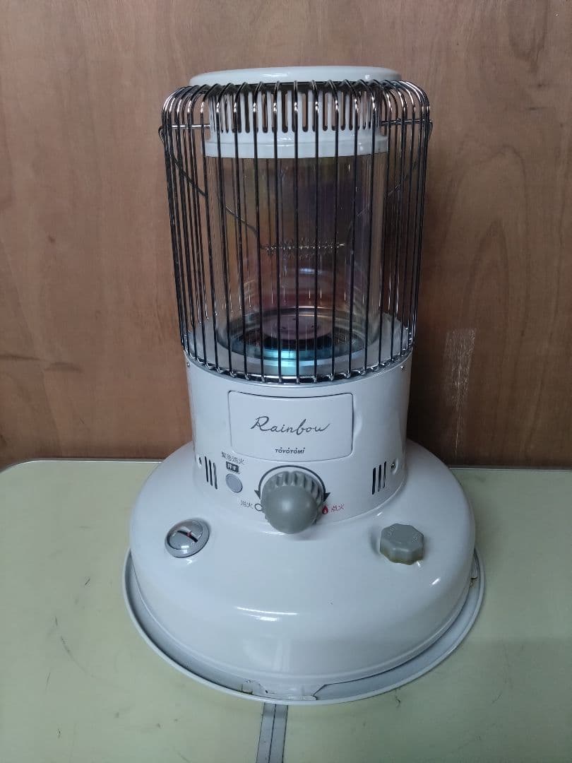 トヨトミレインボーストーブ　19年製