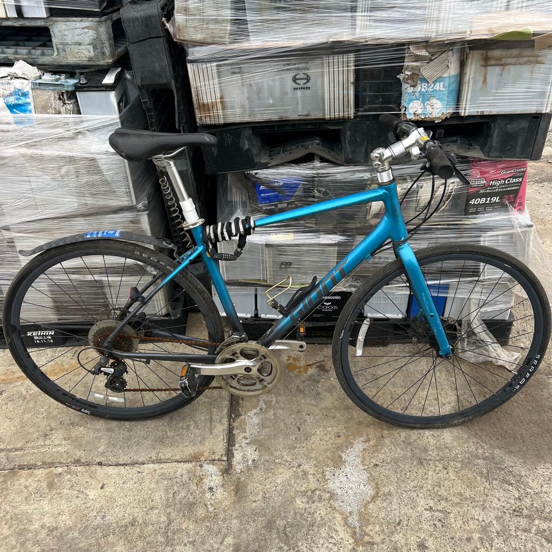 GIANT ジャイアント ESCAPE クロスバイク アルミボディ700*32C