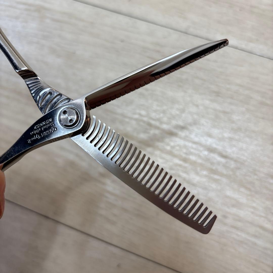 【美品】トギノン QueenスターType-R 5.8インチ (セニング18％）