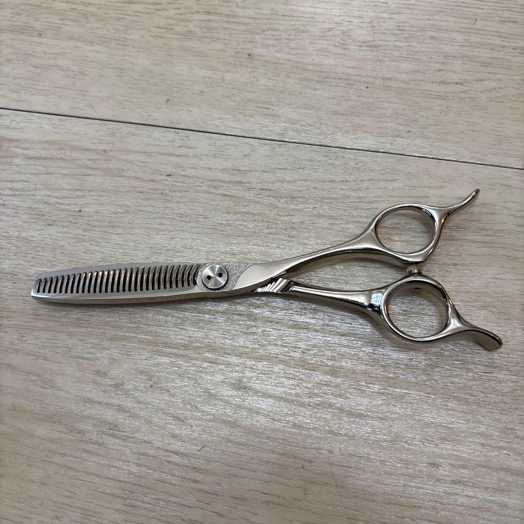 【美品】トギノン QueenスターType-R 5.8インチ (セニング18％）