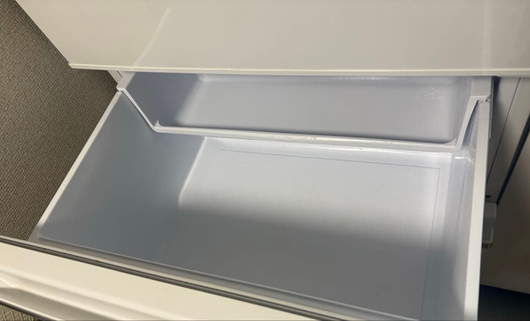 【美品】三菱冷蔵庫 MR-CX33H-W1 330L