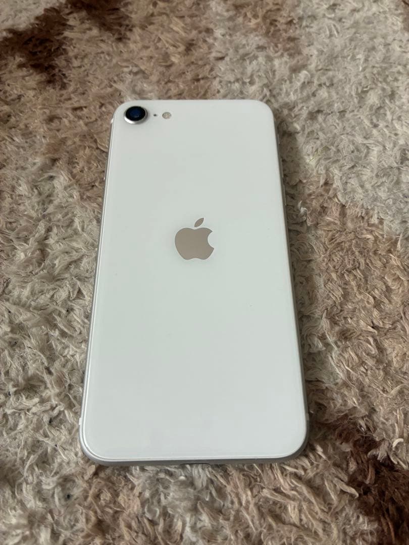 Apple iPhone SE (第2世代) ホワイト　128GB 値引き不可