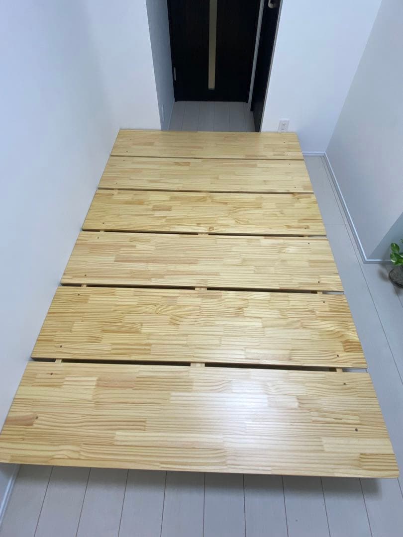 LOWYA セミダブル　ベット