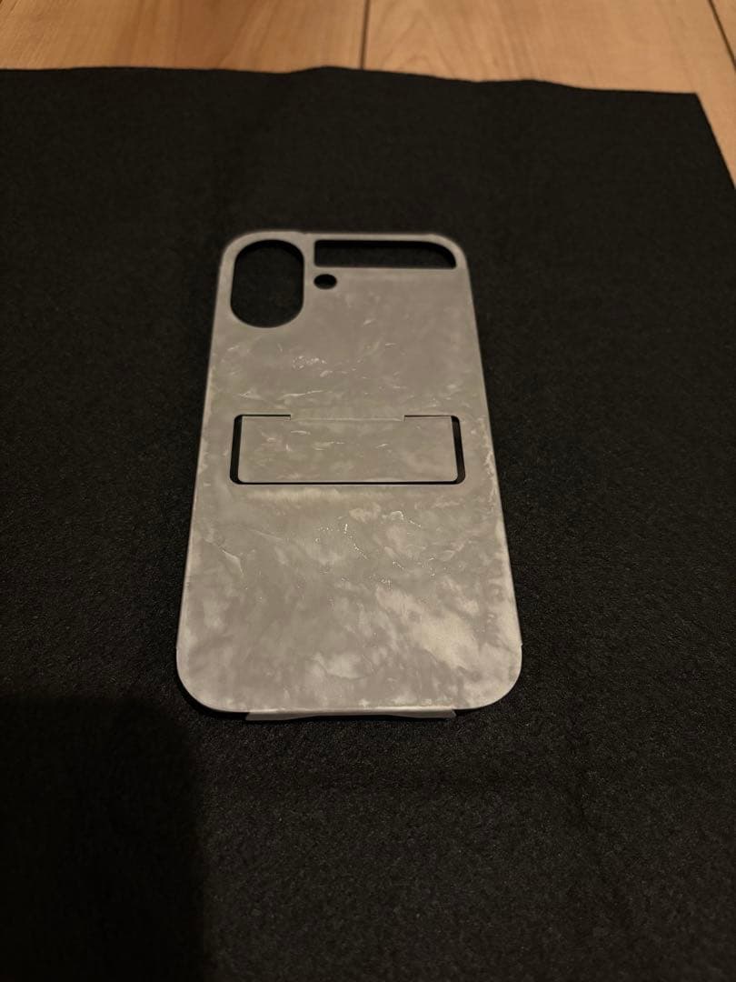 CLAUSTRUM iPhone16 ケース