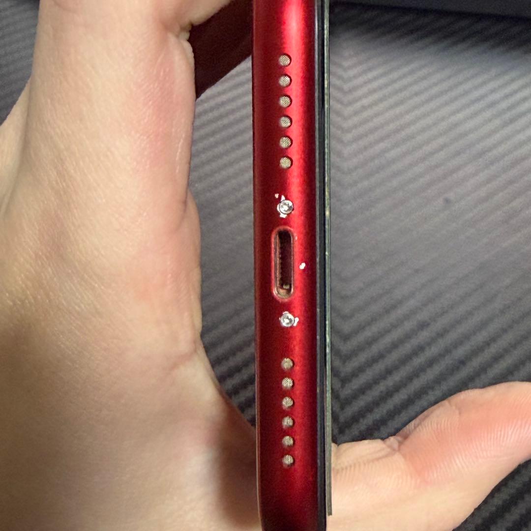 iPhone XR RED 64GB 最大容量79%