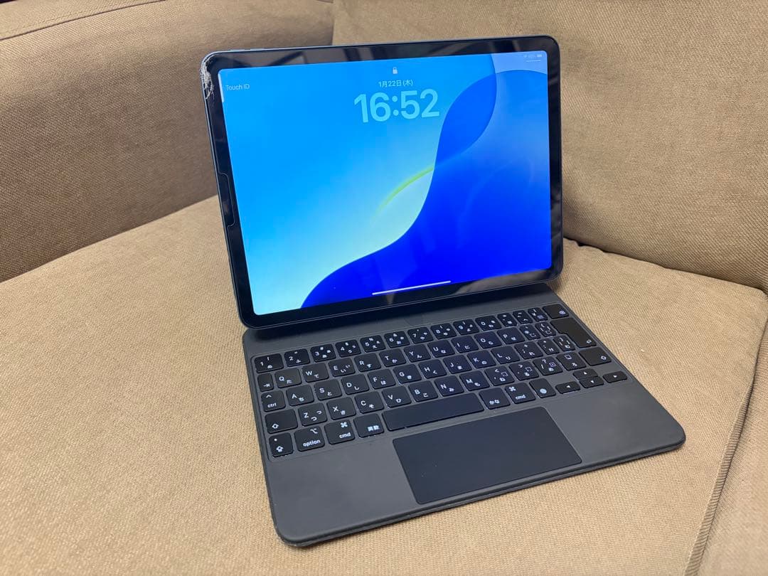 iPad Air第5世代Wi-Fiモデル64GB 画面割れボタン不良