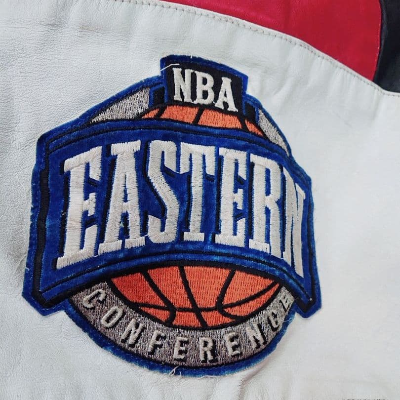 う*☆様 少し美品 Chicago Bulls シカゴブルズ NBA レザージャ