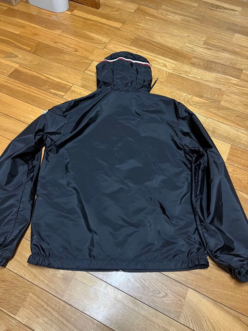 MONCLER モンクレール フード付きナイロンジャケット