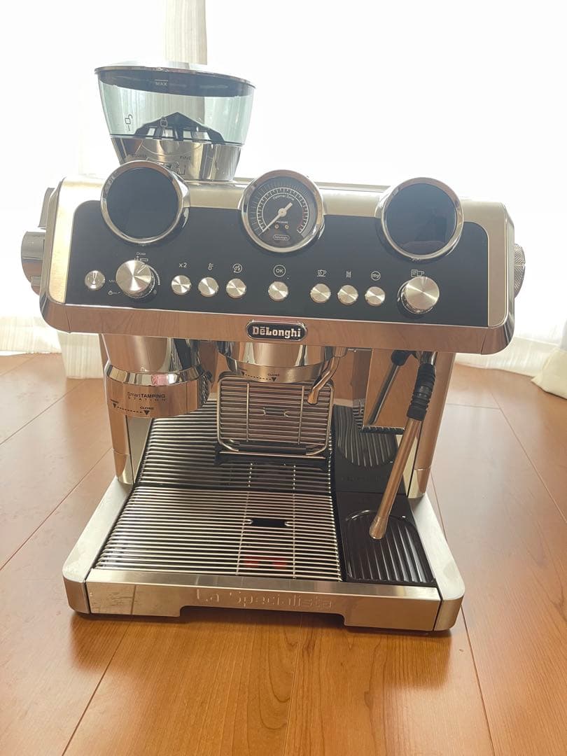DeLonghi La Specialista Maestroエスプレッソマシン