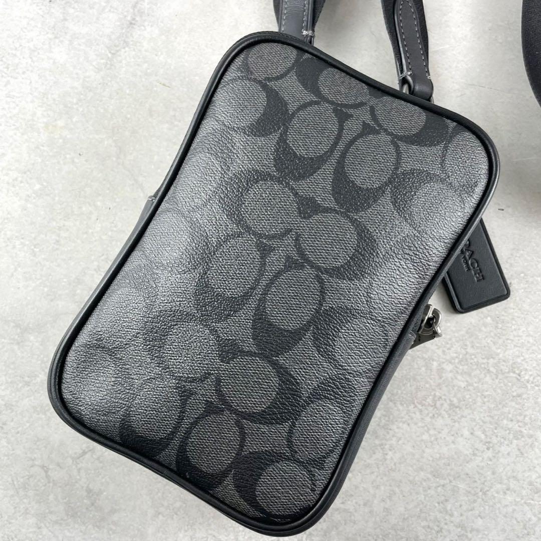 美品コーチCOACHショルダーバッグ エイデン クロスボディPVCレザー