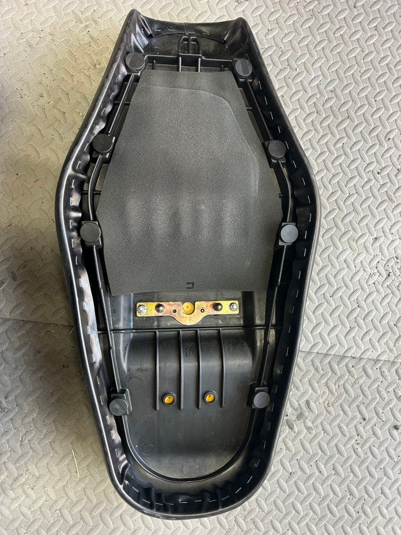 W650 純正シート　美品