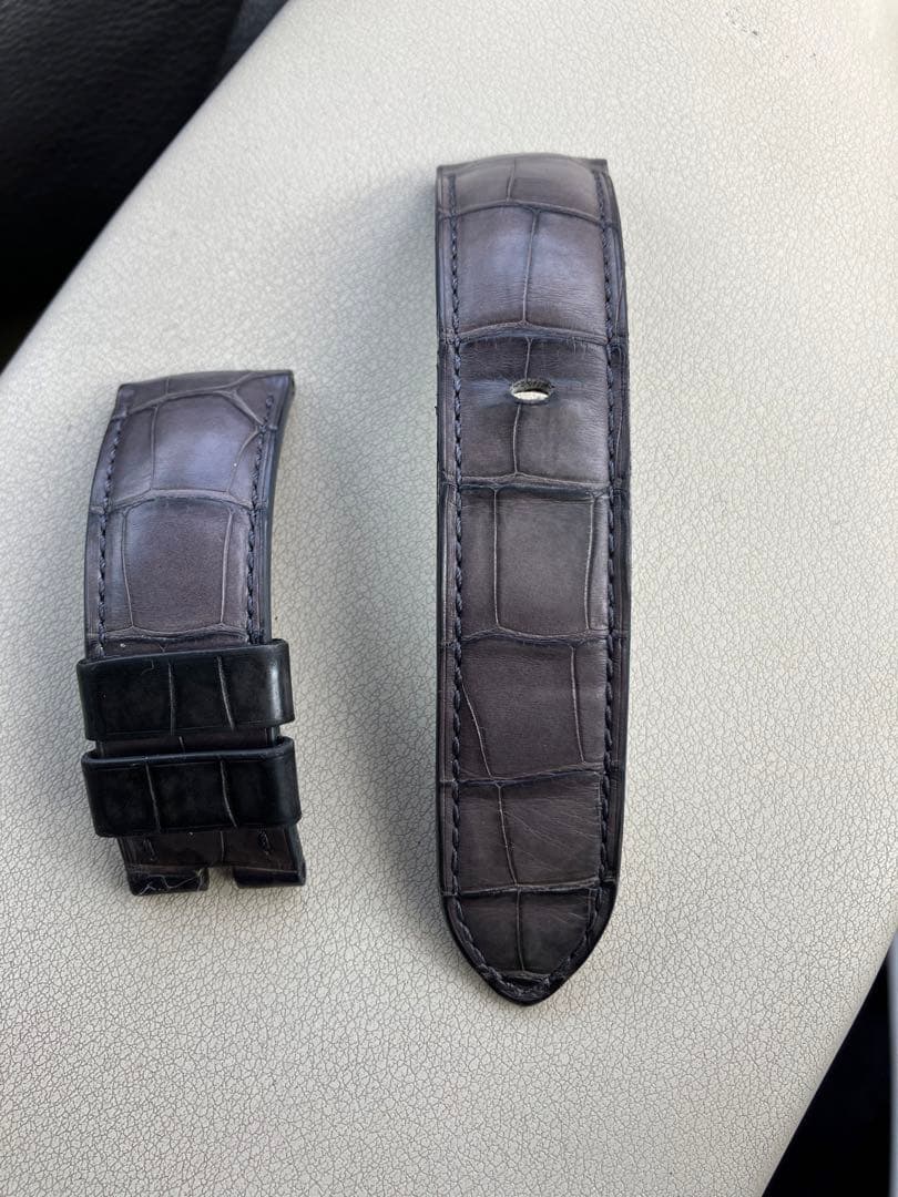 ジャンルソー　パネライルミノール44mm用　クロコダイル　裏ラバー