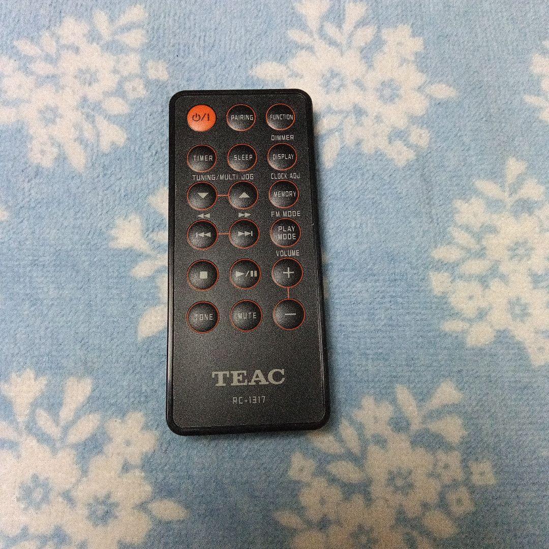 【ジャンク】TEAC Bluetooth CDラジオ リモコン 外箱あり。