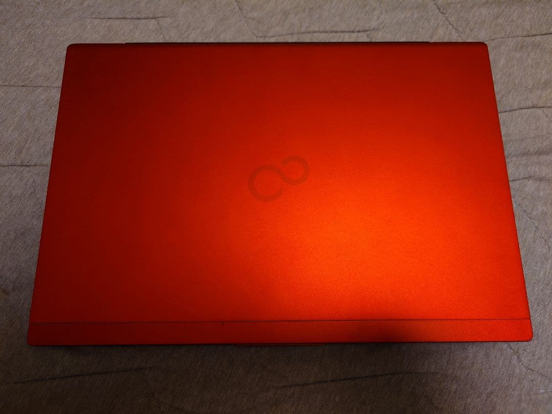 ノートパソコン FUJITSU（富士通） LIFEBOOK UH77/C3