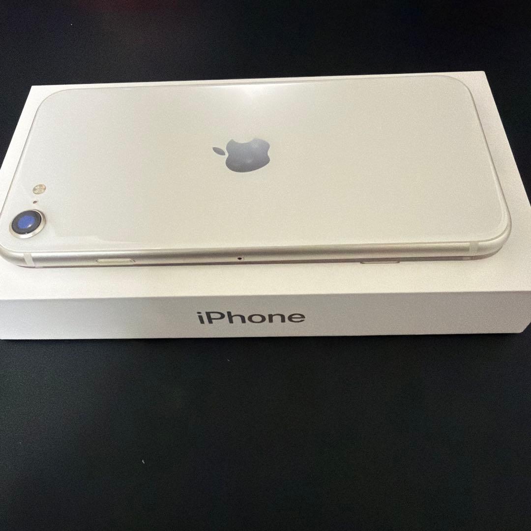 iPhone SE 第3世代　128GB スターライト