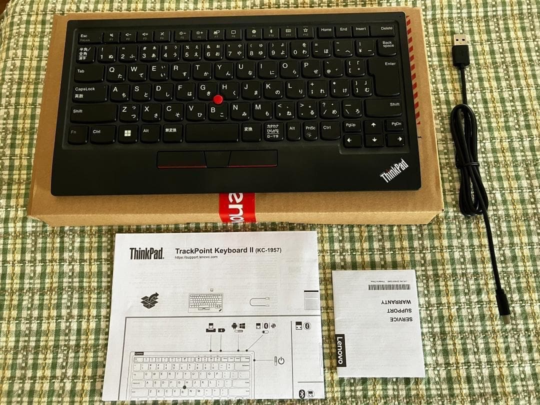 25/11 購入 ThinkPad トラックポイント キーボード II 日本語
