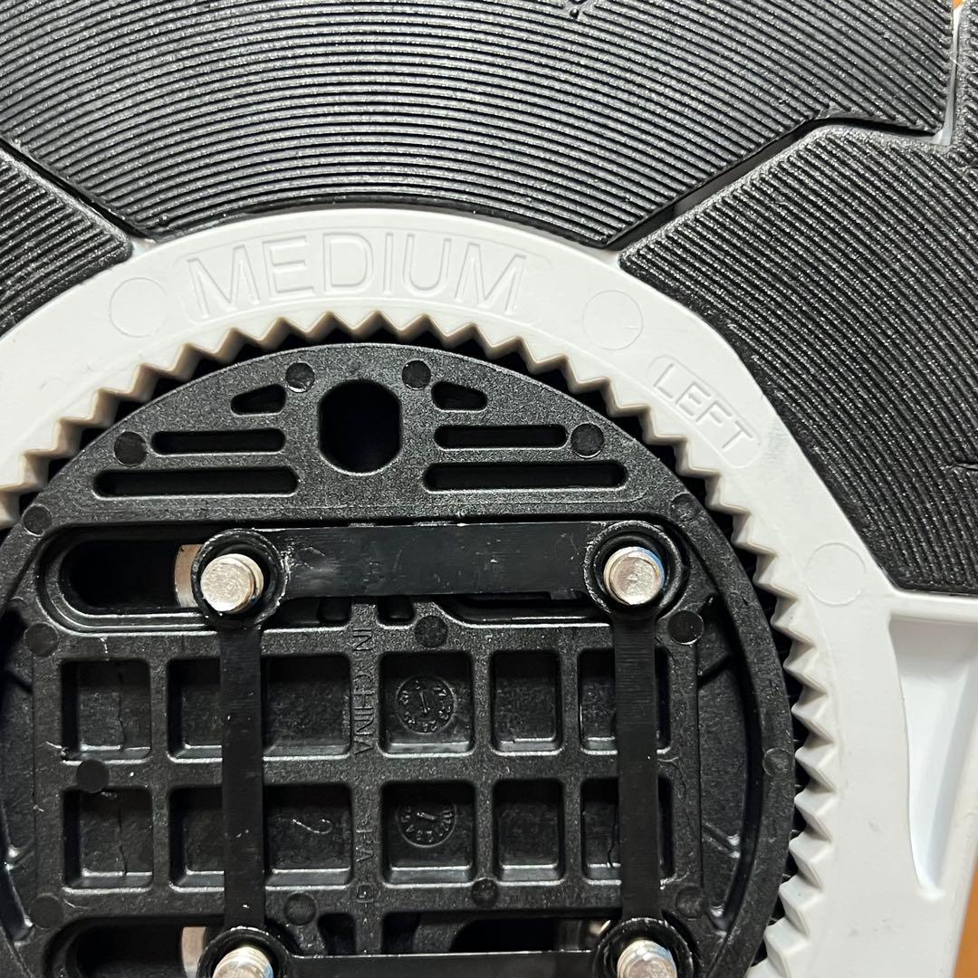 2425 SALOMON HOLOGRAM バイン スノボーMサイズ ホログラム