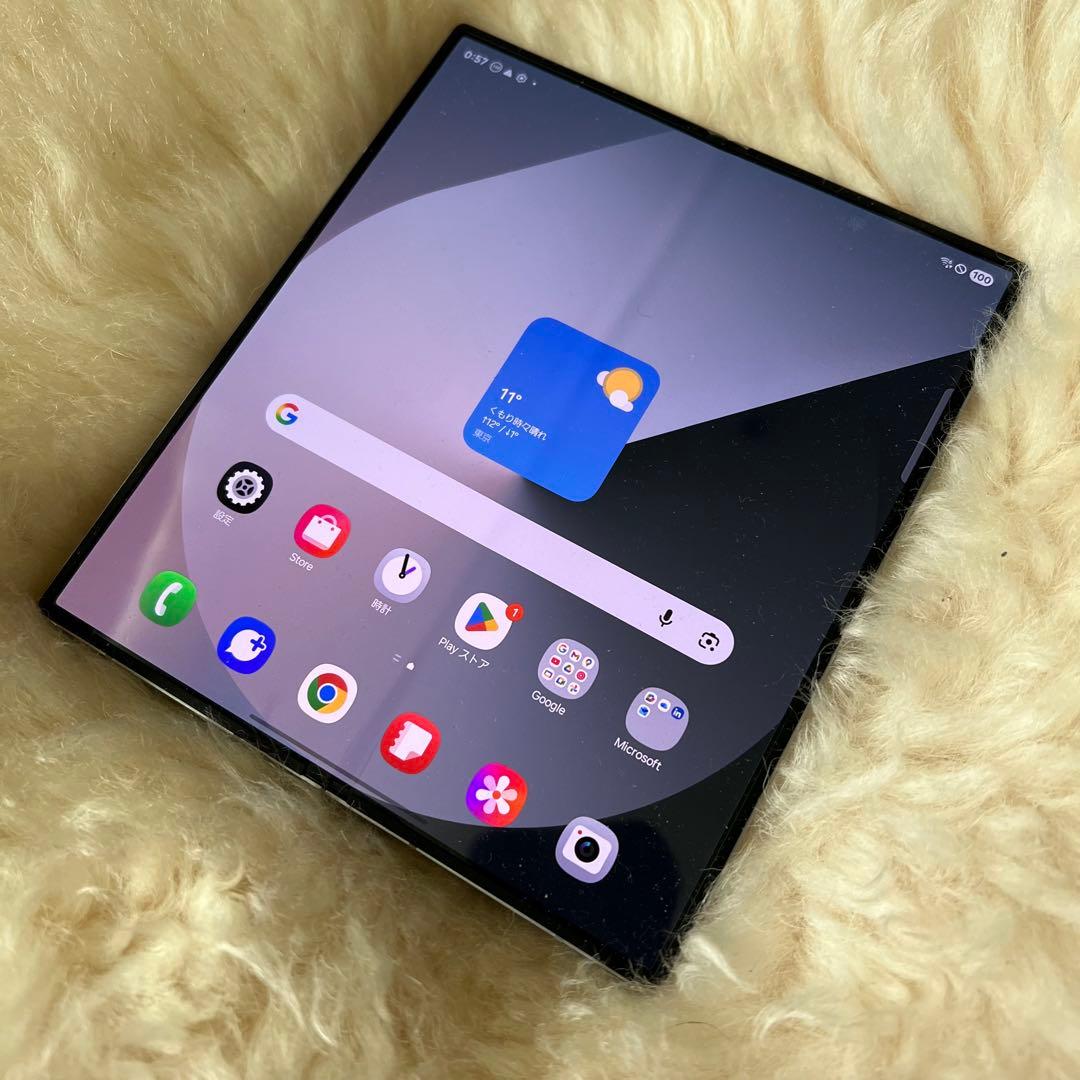 ほぼ使用してない　Samsung Galaxy Z Fold6 256GB 本体
