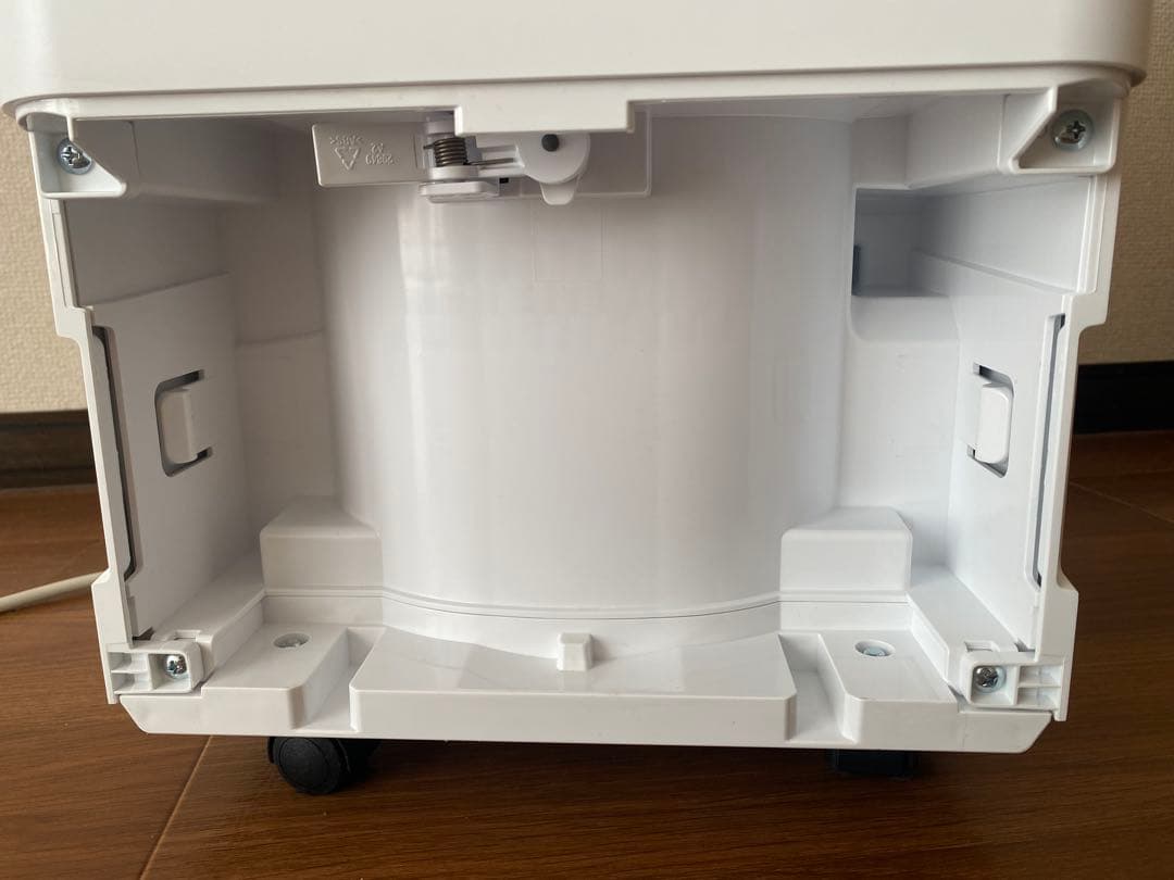 【ほぼ未使用品】アイリスオーヤマ ICA-0301G コンパクトクーラー