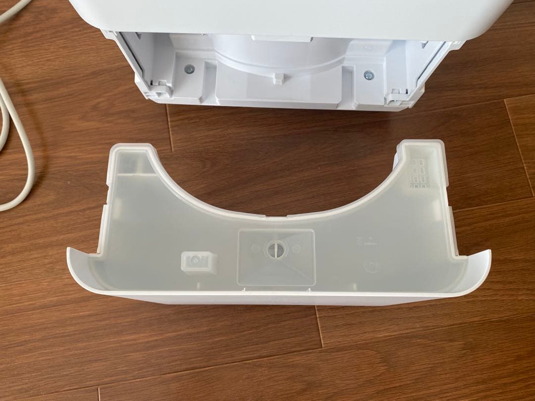 【ほぼ未使用品】アイリスオーヤマ ICA-0301G コンパクトクーラー