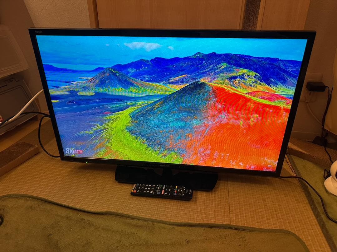 SHARP シャープ　32型　テレビ 2T-C32AE1 2018年製　極美品！